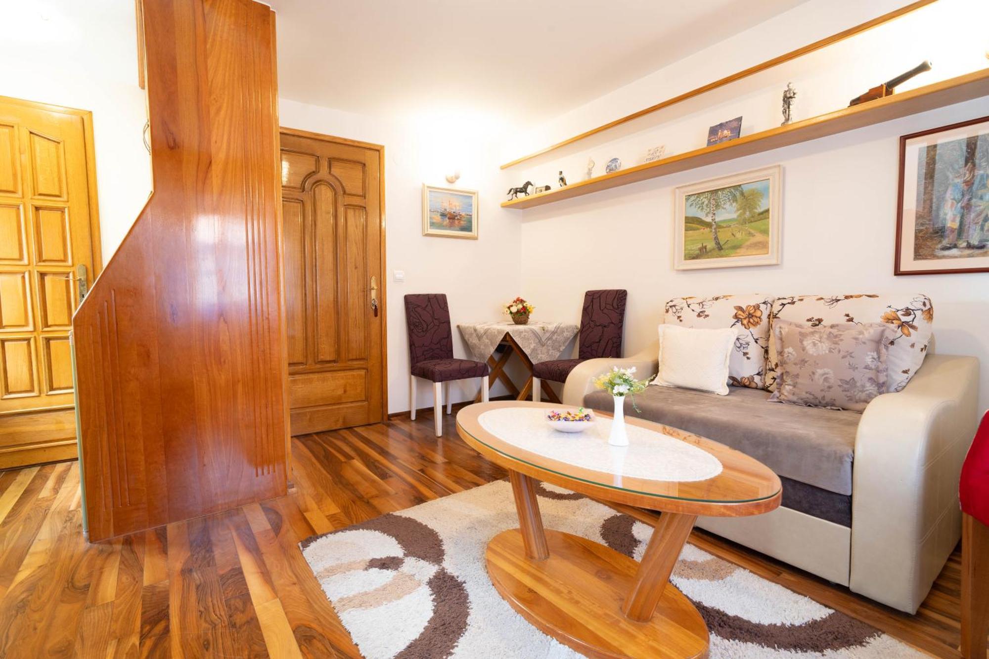 Studios Belvi Κότορ Εξωτερικό φωτογραφία