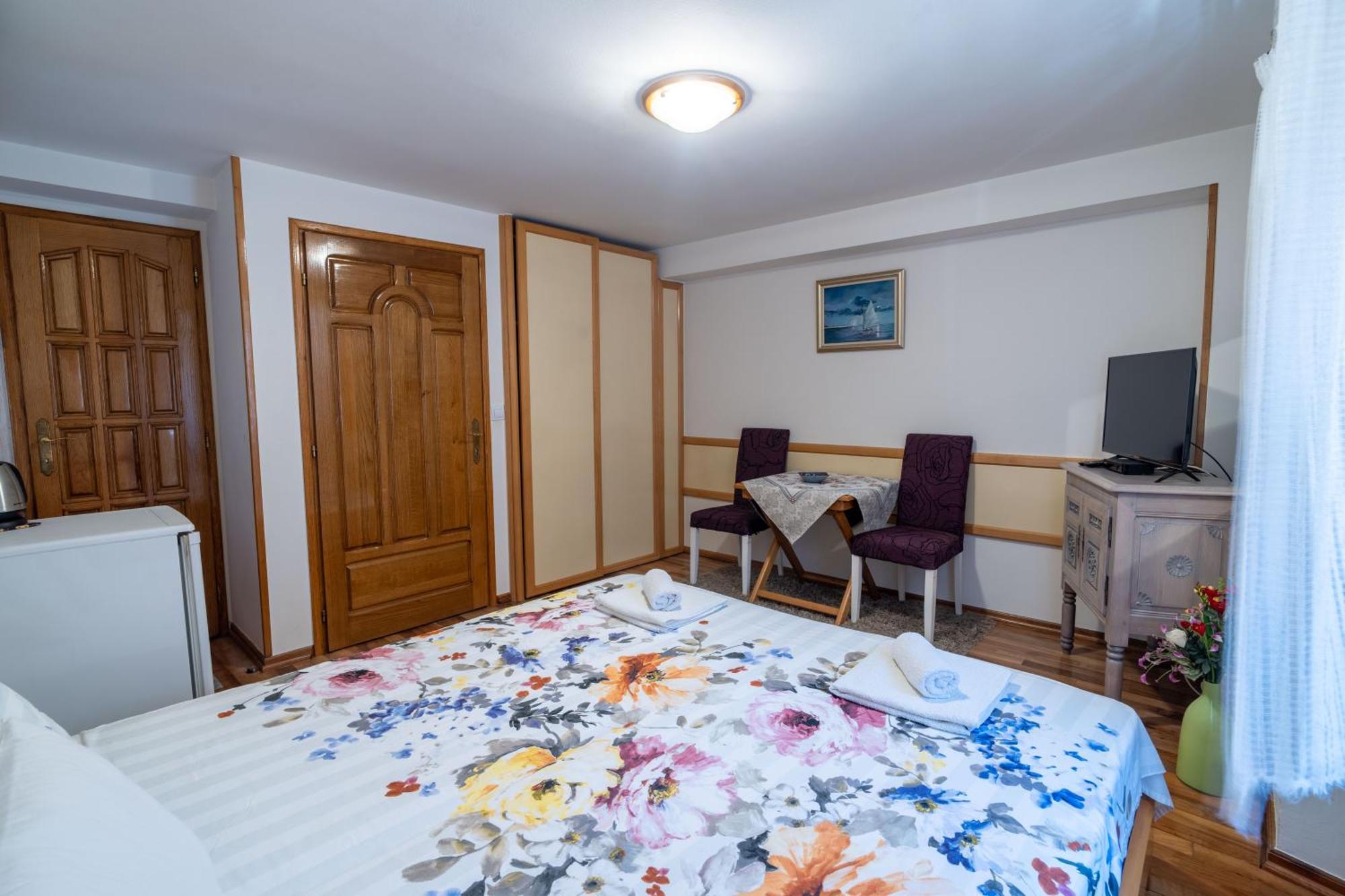 Studios Belvi Κότορ Εξωτερικό φωτογραφία