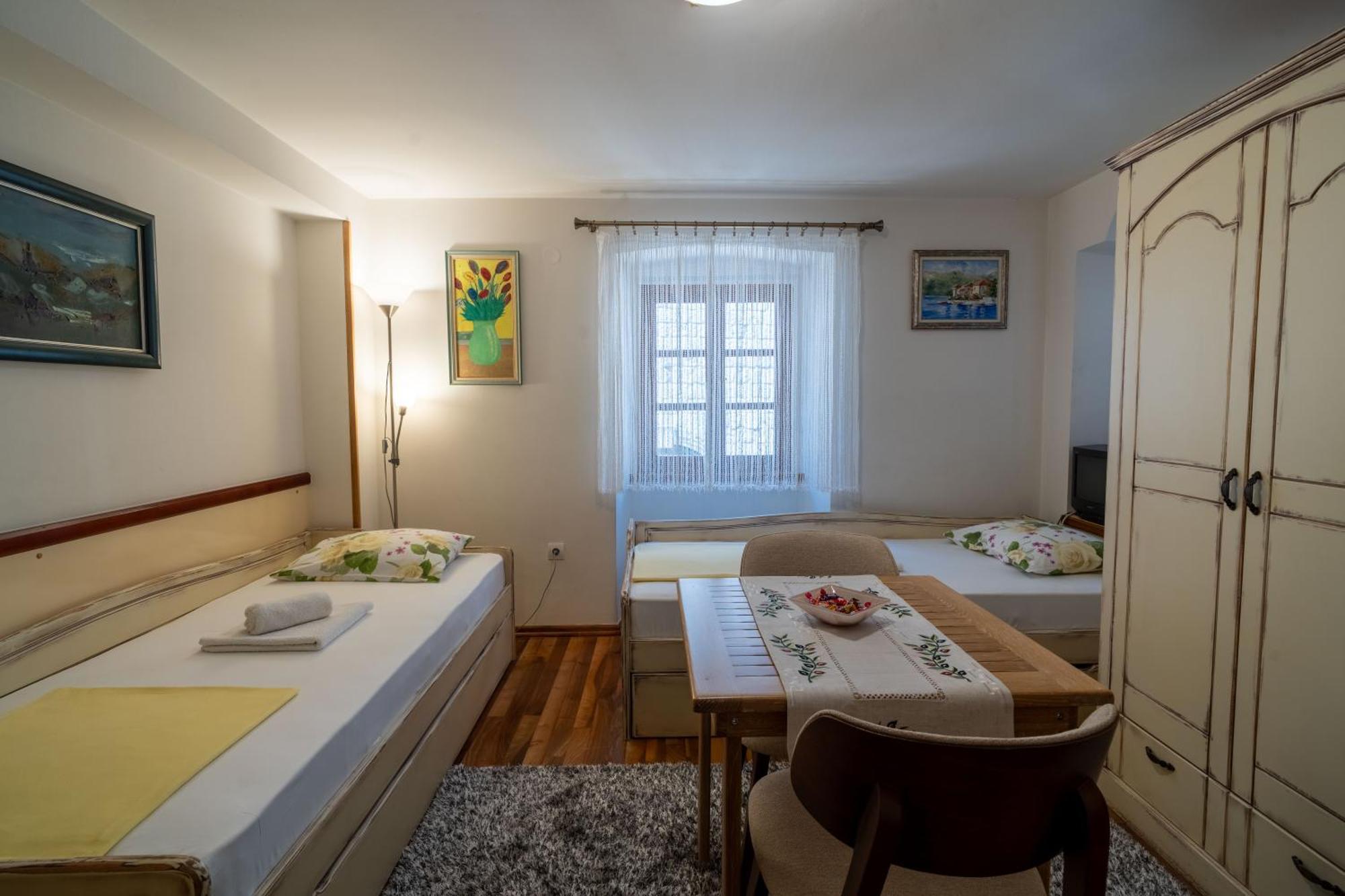 Studios Belvi Κότορ Εξωτερικό φωτογραφία