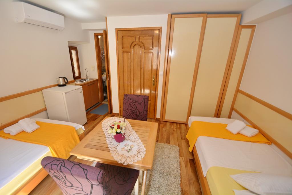 Studios Belvi Κότορ Εξωτερικό φωτογραφία