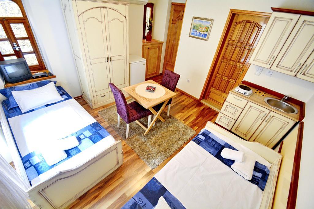 Studios Belvi Κότορ Εξωτερικό φωτογραφία